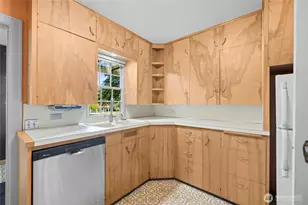 579 SE Ely St, Oak Harbor, WA 98277 - Photo 13