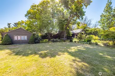 579 SE Ely Street, Oak Harbor, WA 98277 - Photo 3