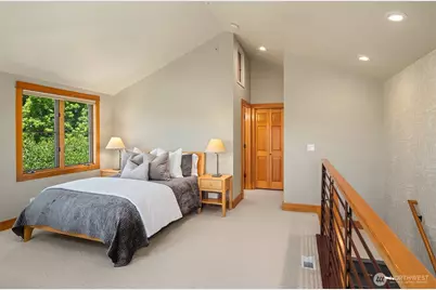 3824 Evanston Avenue N #11, Seattle, WA 98103 - Photo 23