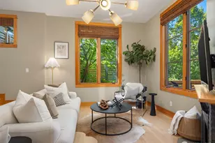 3824 Evanston Ave N, Seattle, WA 98103 - Photo 7