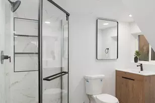 512 NW 44th St, Seattle, WA 98107 - Photo 25