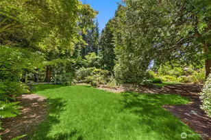 676 Park Ave NE, Bainbridge Island, WA 98110 - Photo 33