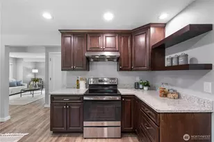 2805 York Rd, Everett, WA 98204 - Photo 9