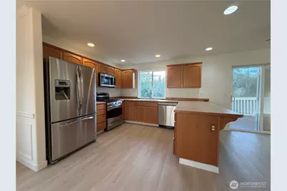 6731 37th Street NE, Marysville, WA 98270 - Photo 5