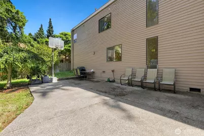 6409 Chennault Beach Drive, Mukilteo, WA 98275 - Photo 21