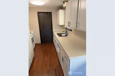 5702 N 14th Street, Tacoma, WA 98406 - Photo 9