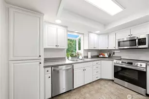 4406 Strumme Rd, Bothell, WA 98012 - Photo 9