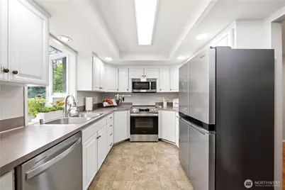 4406 Strumme Road, Bothell, WA 98012 - Photo 11