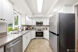 4406 Strumme Rd, Bothell, WA 98012 - Photo 11