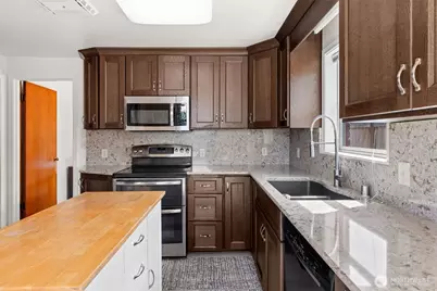4817 N 22nd Street, Tacoma, WA 98406 - Photo 11
