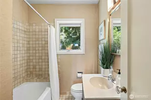 707 Lake Washington Blvd S, Seattle, WA 98144 - Photo 19
