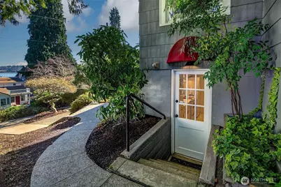 707 Lake Washington Boulevard S, Seattle, WA 98144 - Photo 23