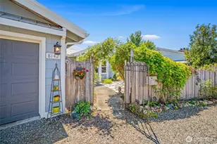 8142 Cowichan Rd, Blaine, WA 98230 - Photo 3