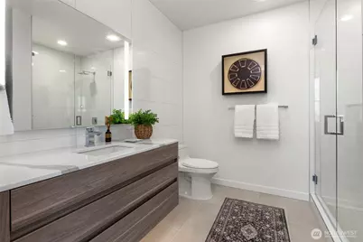 10232 NE 10th Street #707, Bellevue, WA 98004 - Photo 9