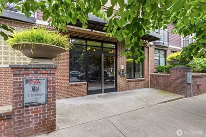 124 Bellevue Avenue E #601, Seattle, WA 98102 - Photo 1