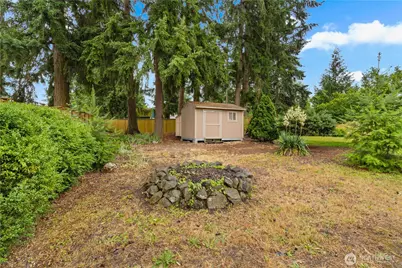 21114 Church Lake Drive E, Bonney Lake, WA 98391 - Photo 27