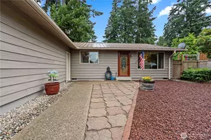 21114 Church Lake Dr E, Bonney Lake, WA 98391 - Photo 3