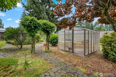 21114 Church Lake Drive E, Bonney Lake, WA 98391 - Photo 23