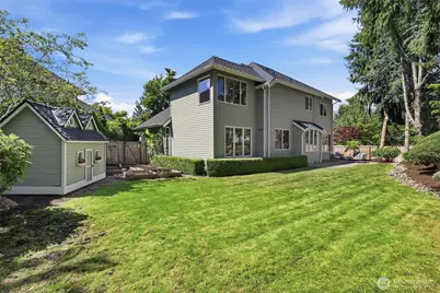1006 270th Court SE, Sammamish, WA 98075 - Photo 35