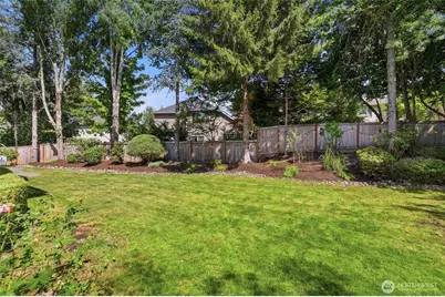 1006 270th Court SE, Sammamish, WA 98075 - Photo 37