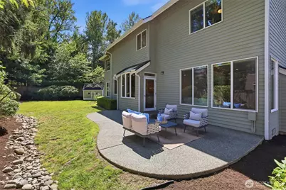 1006 270th Court SE, Sammamish, WA 98075 - Photo 15