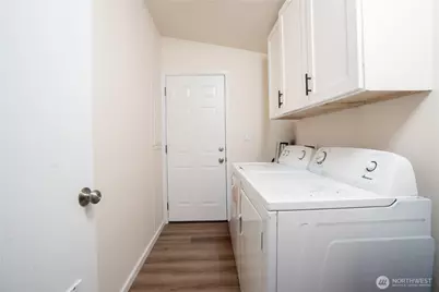 1402 103rd Street E, Tacoma, WA 98445 - Photo 9