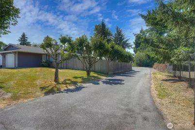 1402 103rd Street E, Tacoma, WA 98445 - Photo 31