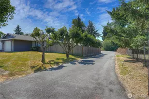 1402 103rd St E, Tacoma, WA 98445 - Photo 31