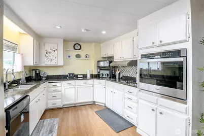 210 37th Street SE #100, Auburn, WA 98002 - Photo 11