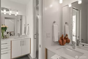 2043 C 13th Ave W, Seattle, WA 98119 - Photo 15