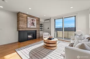 2043 C 13th Ave W, Seattle, WA 98119 - Photo 5