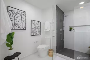 999 110th Ave NE, Bellevue, WA 98004 - Photo 11