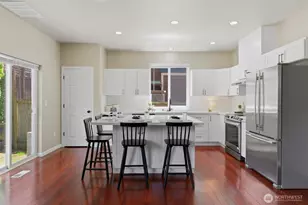 19215 25th Ave SE, Bothell, WA 98012 - Photo 3