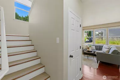 19215 25th Avenue SE, Bothell, WA 98012 - Photo 17