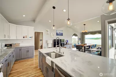 14820 39th Avenue NE, Lake Forest Park, WA 98155 - Photo 19