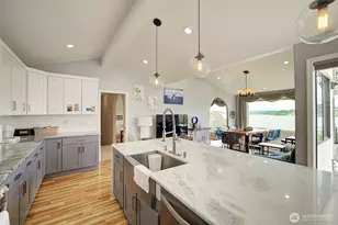14820 39th Ave NE, Lake Forest Park, WA 98155 - Photo 19