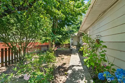 7218 NE 155th Street, Kenmore, WA 98028 - Photo 5