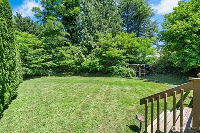 7218 NE 155th Street, Kenmore, WA 98028 - Photo 9