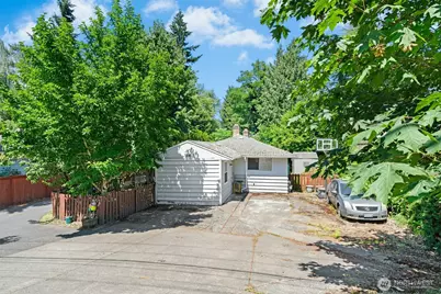 7218 NE 155th Street, Kenmore, WA 98028 - Photo 3