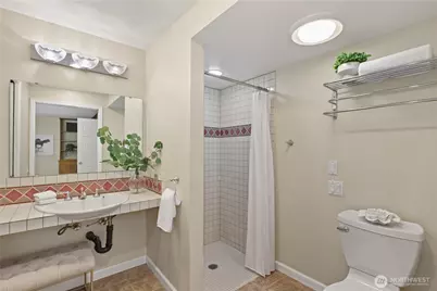 2719 36th Street SE, Puyallup, WA 98374 - Photo 31