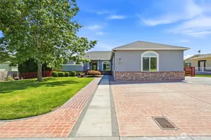 4004 Desert Plateau, Pasco, WA 99301 - Photo 1