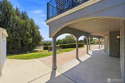 4004 Desert Plateau, Pasco, WA 99301 - Photo 9