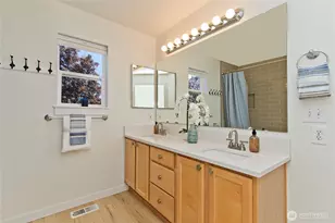 34702 SE Kinsey St, Snoqualmie, WA 98065 - Photo 17