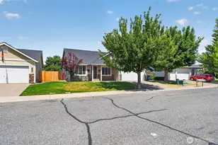 107 W 26th Ave, Ellensburg, WA 98926 - Photo 3