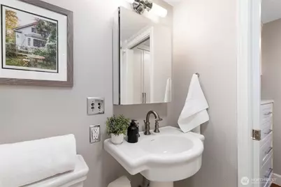 1017 Minor Avenue #205, Seattle, WA 98104 - Photo 25