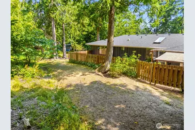 404 Nooksack Place, La Conner, WA 98257 - Photo 35