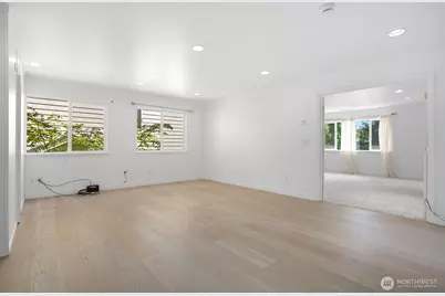 23809 SE 6th Street, Sammamish, WA 98074 - Photo 17