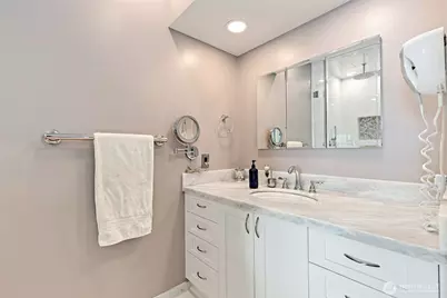2131 NW 96th Street, Seattle, WA 98117 - Photo 17