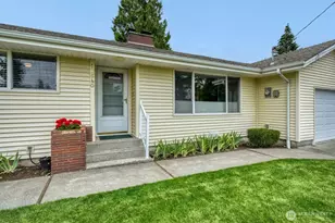 16640 40th Ave S, SeaTac, WA 98188 - Photo 1