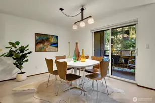 2300 NE 89th St, Seattle, WA 98115 - Photo 3